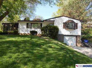 422 Wendy Heights Rd, Council Bluffs, IA 51503