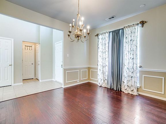 5th image of 2736 Calico Rock Dr