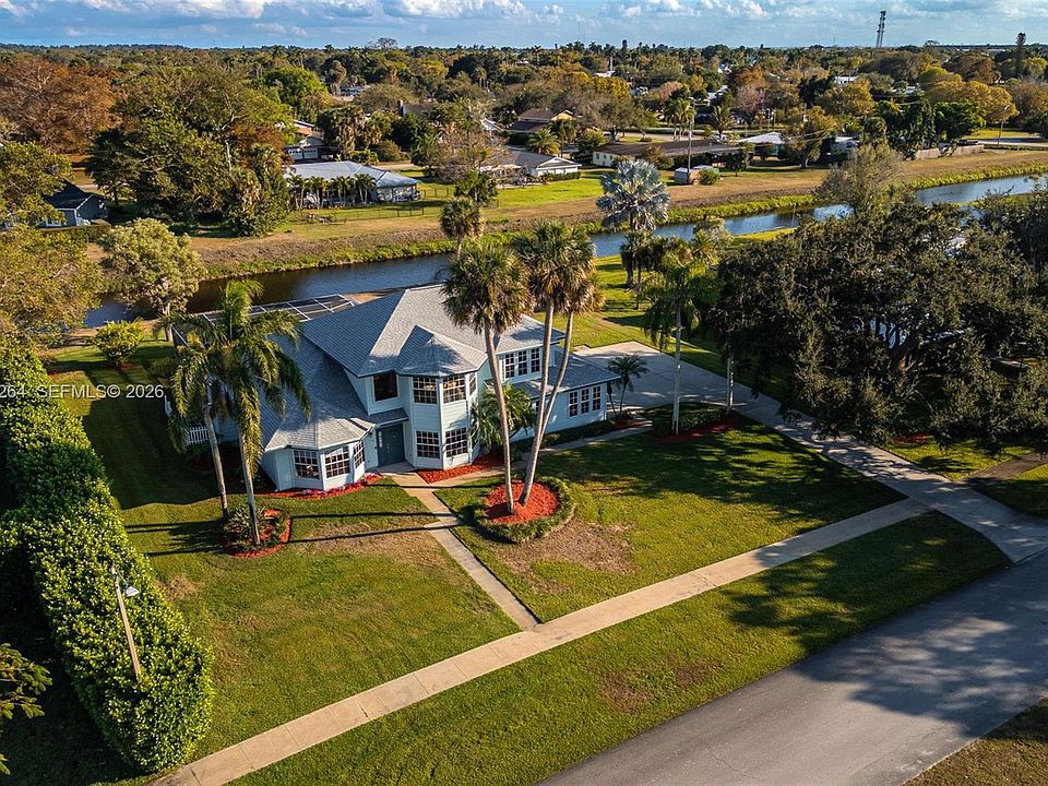 1st image of 108 Ridgewood Ave