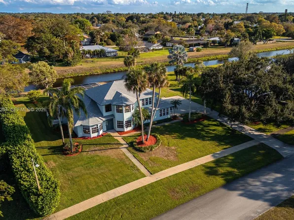 108 Ridgewood Ave, Clewiston, FL 33440