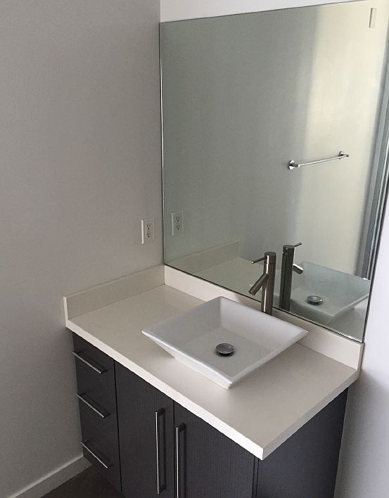 1st image of 1030 N Alvarado St APT 208
