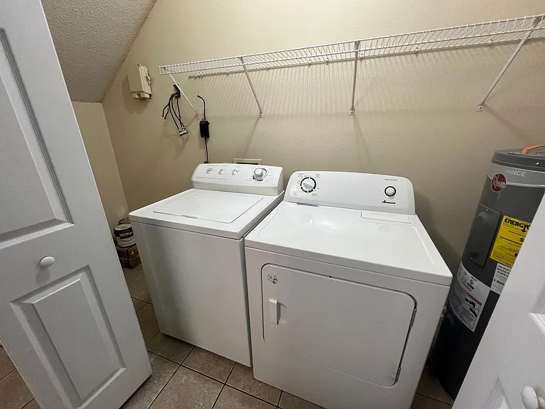 552 Harper Ave #3 — Photo 6