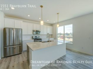 11551 Brayburn Trl, Osseo, MN 55369