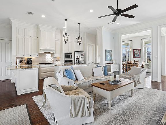 3rd image of 10943 Preservation Way