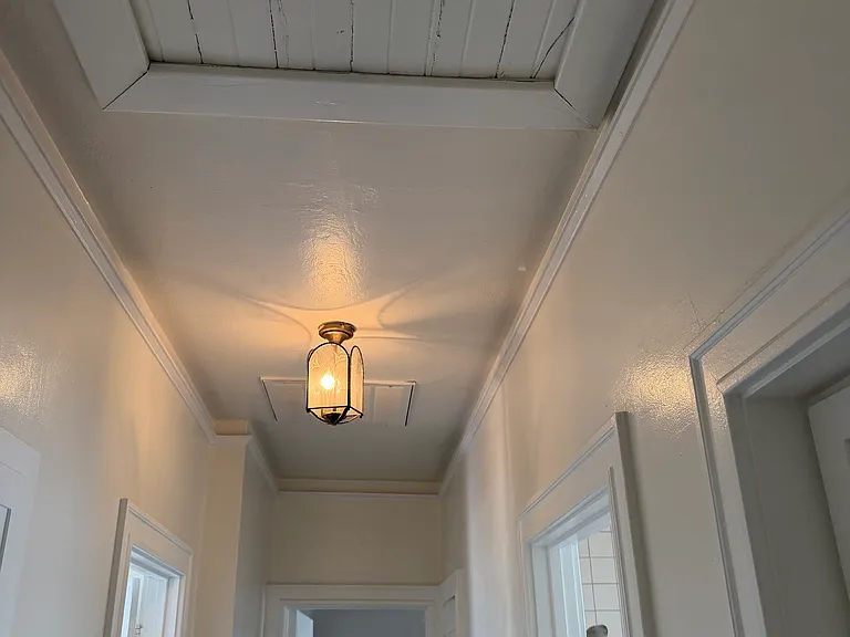 3239 N Mountain View Ave — Photo 1