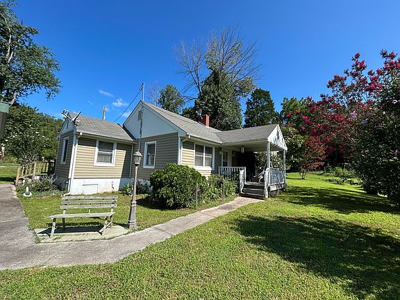 3rd image of 46 Harper Ln