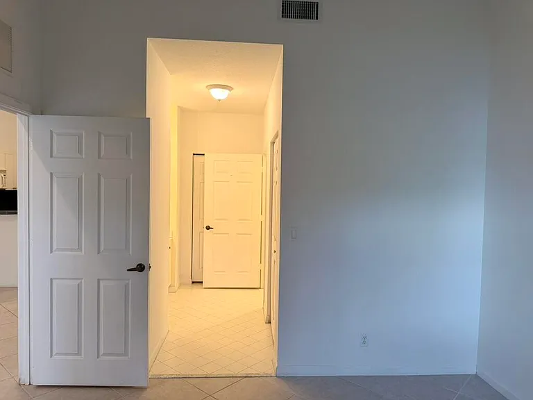 9766 Galleon Dr — Photo 14