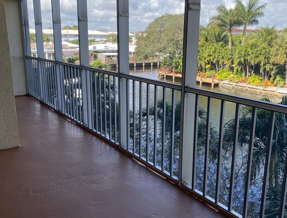 1st image of 2797 NE 51st St #305
