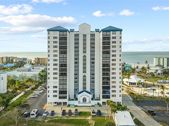 3rd image of 4745 Estero Blvd APT 703