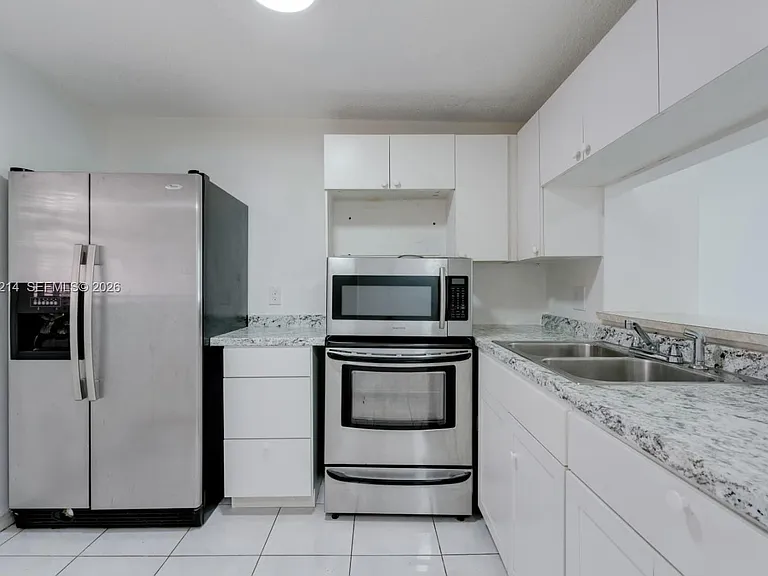 19729 SW 114th Ave #150 — Photo 7