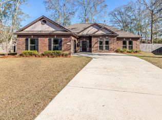 5 Canterbury Ln, Long Beach, MS 39560