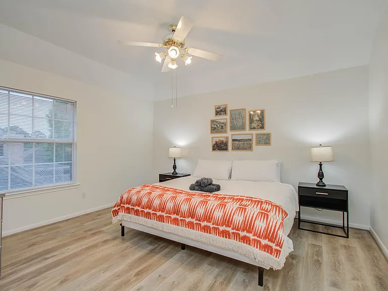 15627 Twisting Springs Dr — Photo 30