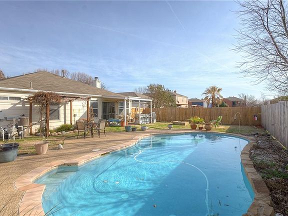4th image of 3112 Pinehurst Ct