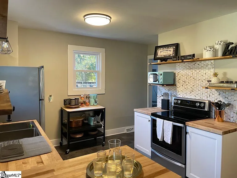 214 Clemson Ave — Photo 21