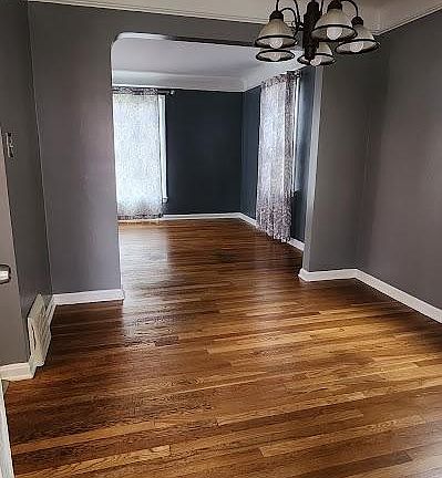 5th image of 5802 Thornton Dr