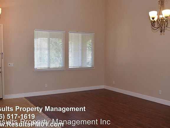 4th image of 1182 Somersworth Ln