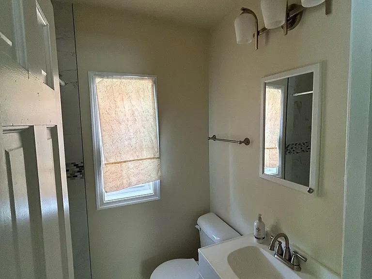 5323 Wilson Blvd — Photo 2