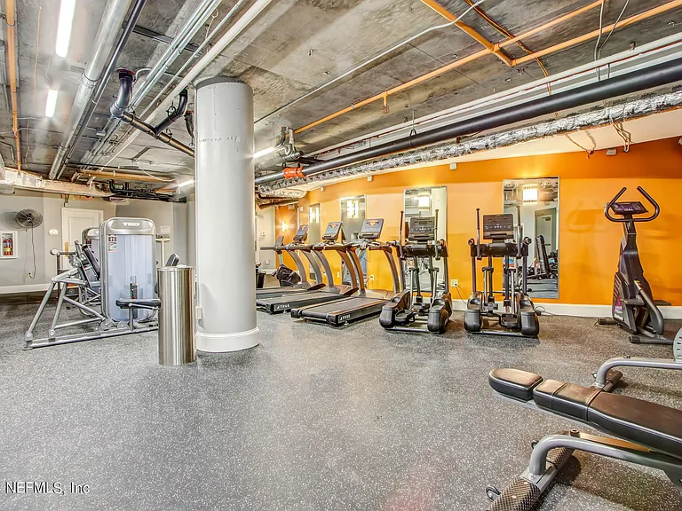 400 E Bay St #402 — Photo 28