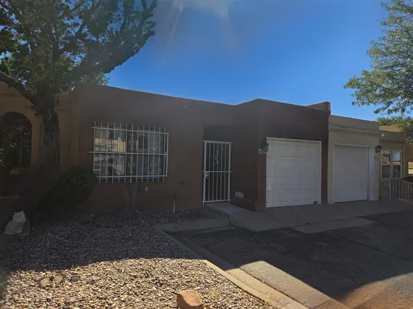 6036 Del Campo Pl NE, Albuquerque, NM 87109