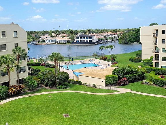 2nd image of 370 Golfview Road #503
