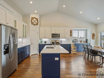 2200 Arrowleaf Dr, Cheyenne, WY, 82007