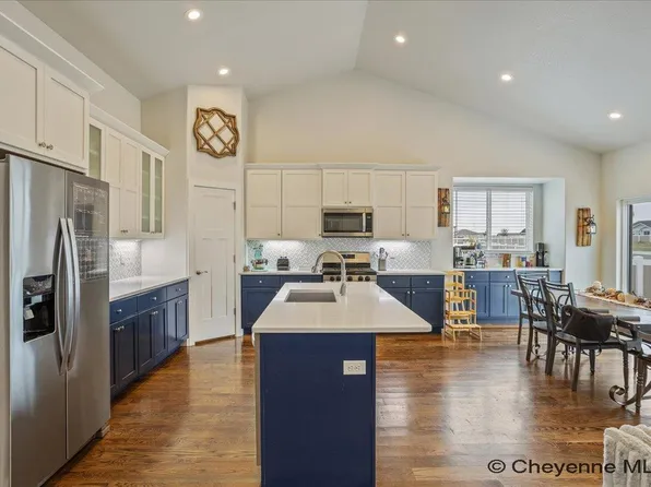 2200 Arrowleaf Dr, Cheyenne, WY 82007