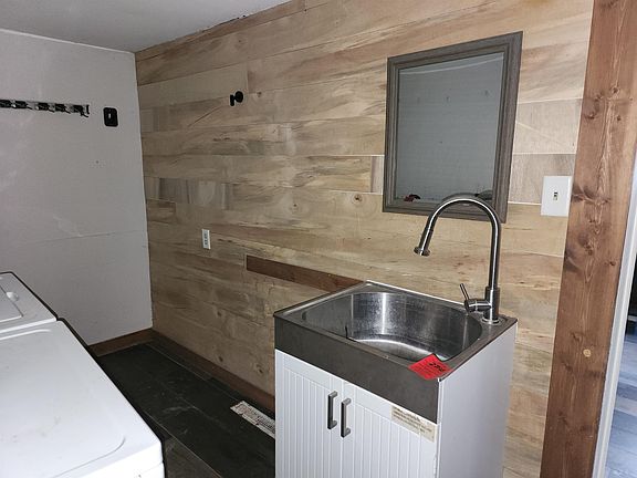 5th image of 2505 7th St