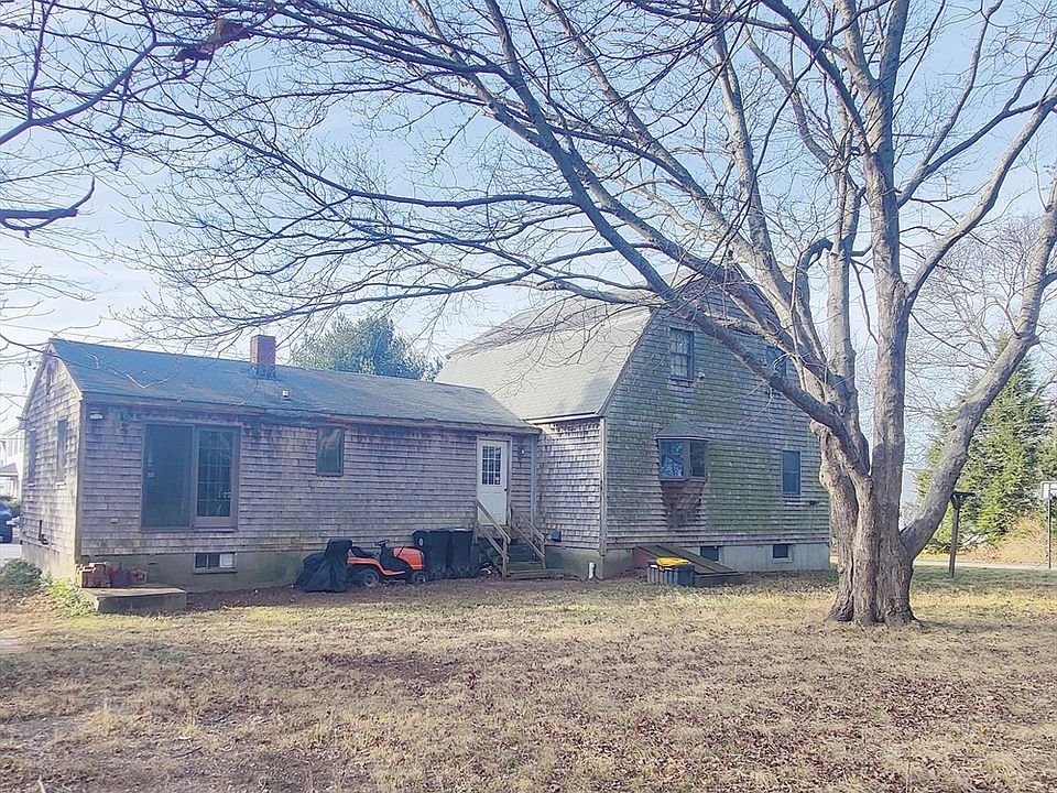 1st image of 32 Morton Ave