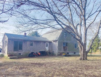 32 Morton Ave, Dartmouth, MA, 02747