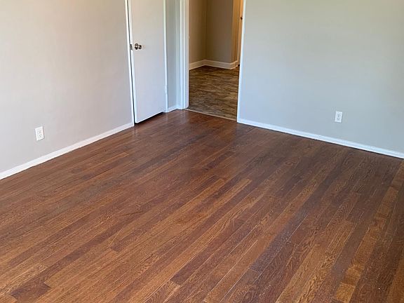 2nd image of 20 Gahl Ter APT 2