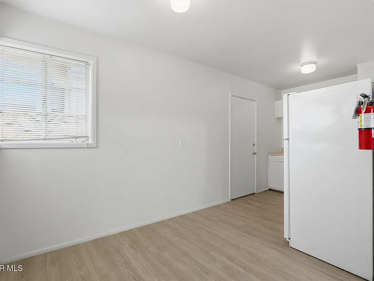 3912 Kemp Ave #6 — Photo 5