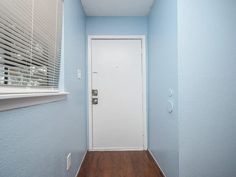 10603 S Wilcrest Dr #41 — Photo 2