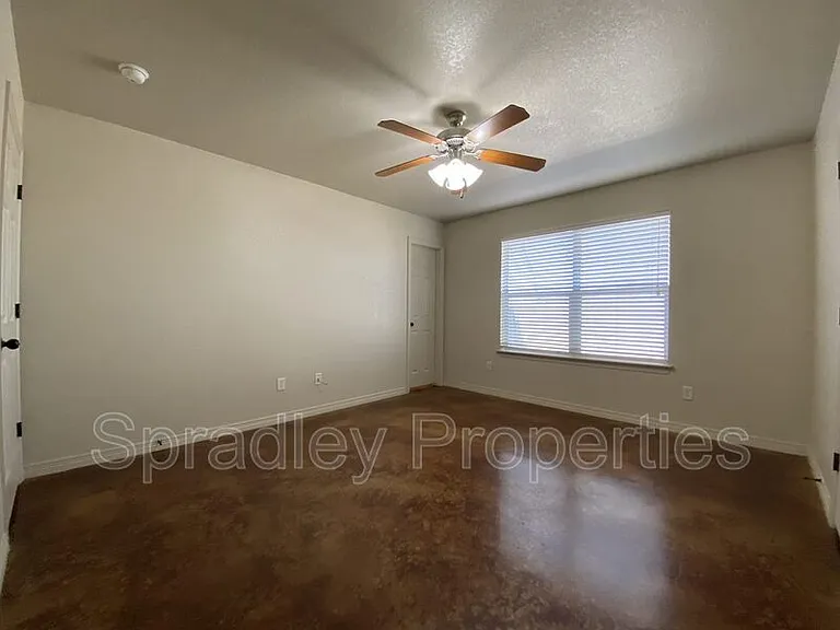 216B Andy Ln — Photo 7