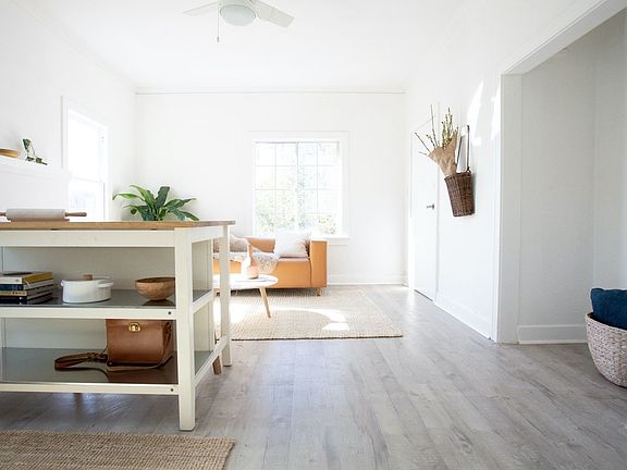 2nd image of 406 S Coronado St APT 101