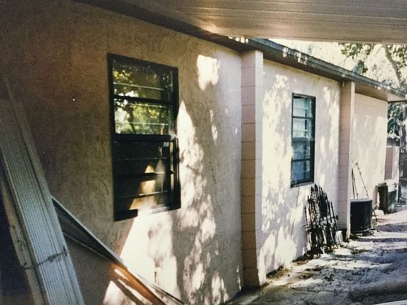 5th image of 1006 E Bougainvillea Ave