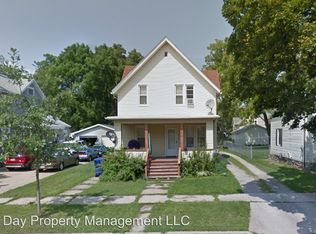 344 1st St, Menasha, WI 54952