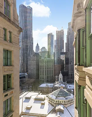 Rented by SERHANT. | media 9