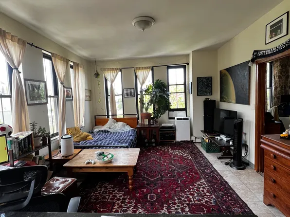 234 Pearl St Unit 1, Somerville, MA 02145