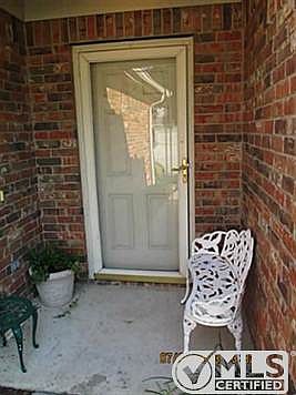 2nd image of 2509 Collier Dr
