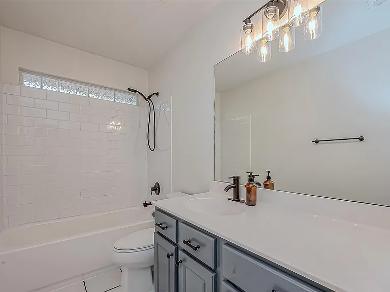 7135 Woodland Oaks — Photo 21