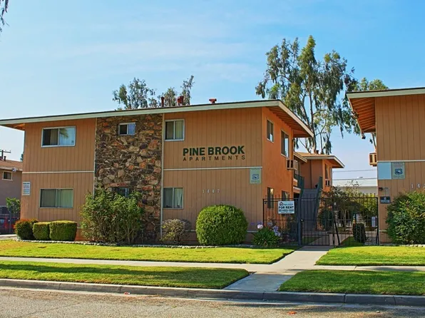 1447 7th St APT 2, Riverside, CA 92507
