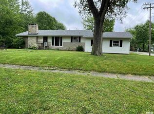 608 S Wells St, Buffalo, IL 62515