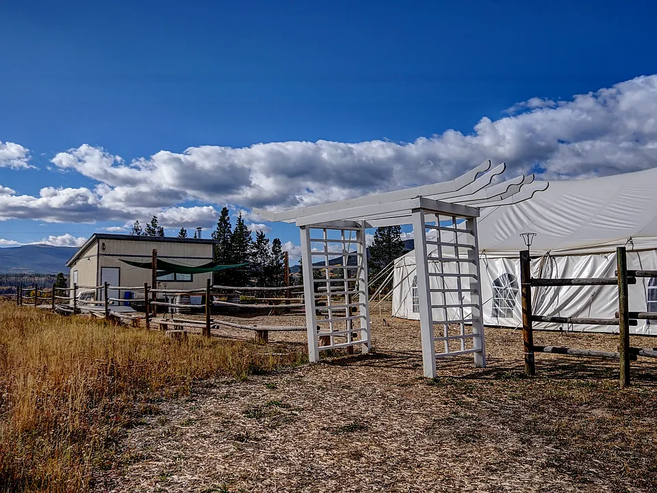 687 County Road 517