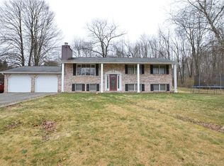 212 Browns Hill Rd, Valencia, PA 16059