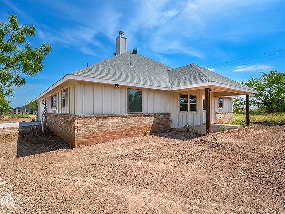 4th image of 111 Foxtrot Ln