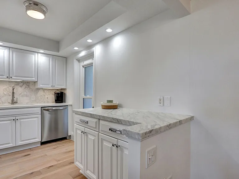 225 S Beach Rd #204 — Photo 13