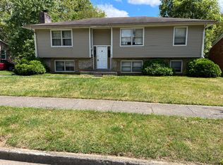 3056 Dale Hollow Dr, Lexington, KY 40515