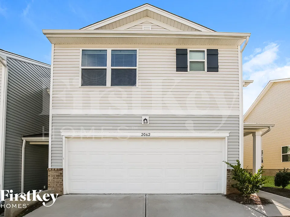 2062 Cypress Village Dr NW
