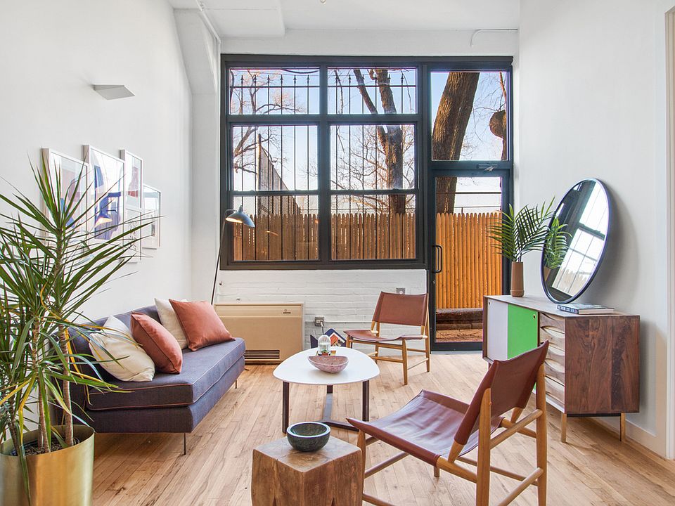 1st image of 315 Seigel St #317B
