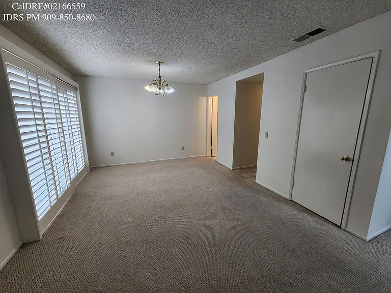 124 E Colorado Blvd #A — Photo 6